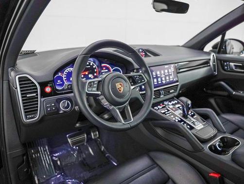 2023 Porsche Cayenne Platinum Edition