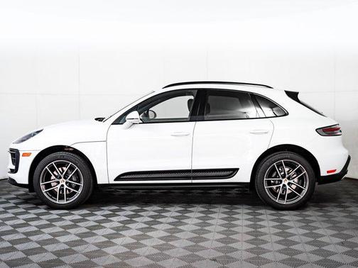 2023 Porsche Macan AWD