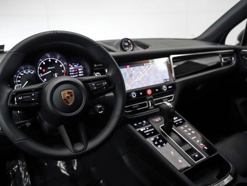 2026 Porsche Macan T