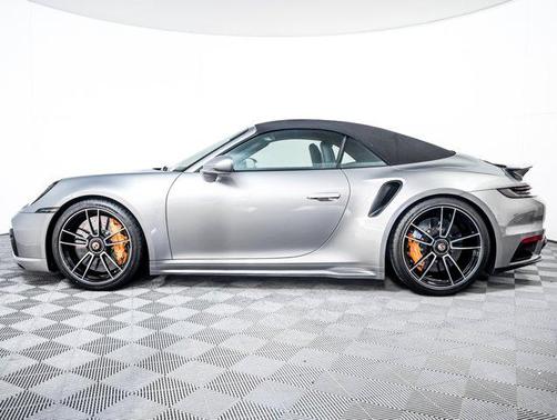 2021 Porsche 911 Turbo S