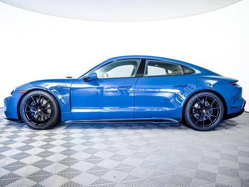 2023 Porsche Taycan GTS