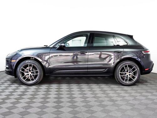 2026 Porsche Macan AWD