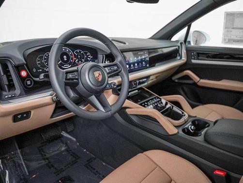 CARRARA WHITE 2026 Porsche Cayenne Cayenne