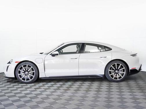 2022 Porsche Taycan 4S