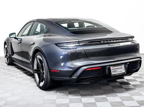 2025 Porsche Taycan 4S