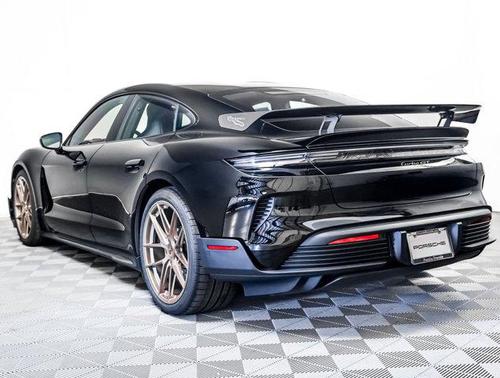 2025 Porsche Taycan Turbo GT