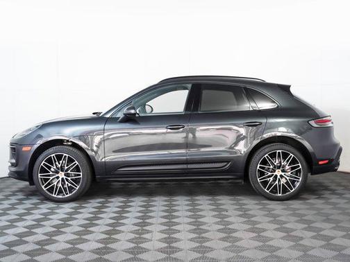 2025 Porsche Macan AWD