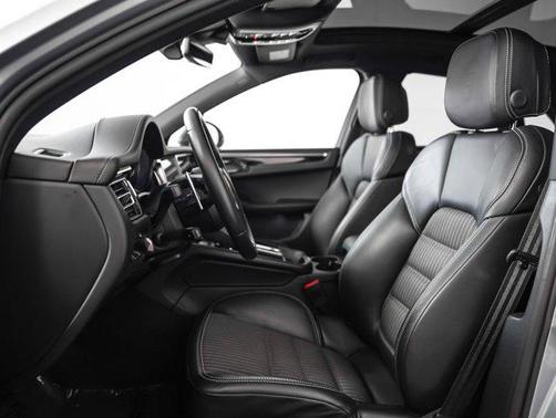 2024 Porsche Macan T