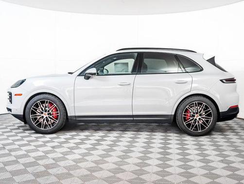 2026 Porsche Cayenne S