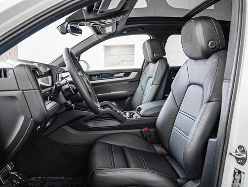 2026 Porsche Cayenne S