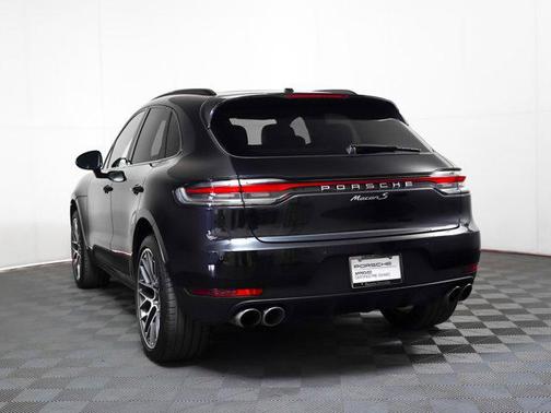 2020 Porsche Macan Base