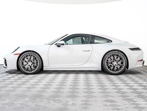 2025 Porsche 911 Carrera S