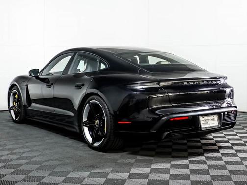Photo 2 of 24 of 2020 Porsche Taycan Turbo S