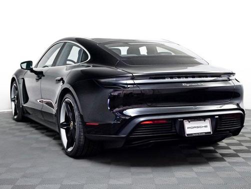 2022 Porsche Taycan 4S
