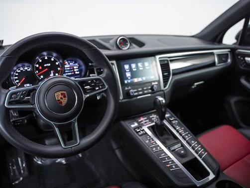 2018 Porsche Macan GTS
