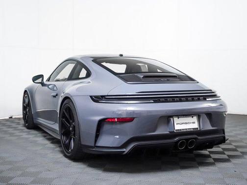 2026 Porsche 911 GT3 w/Touring Package