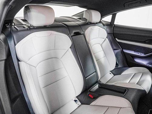 2022 Porsche Taycan 4S