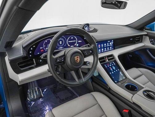 2022 Porsche Taycan 4S