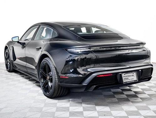 2024 Porsche Taycan GTS