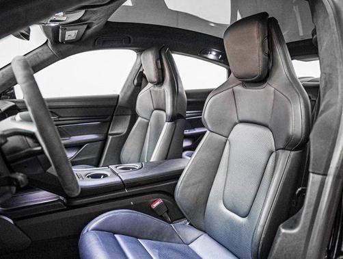 2024 Porsche Taycan GTS