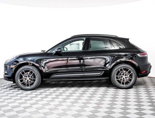 2025 Porsche Macan AWD