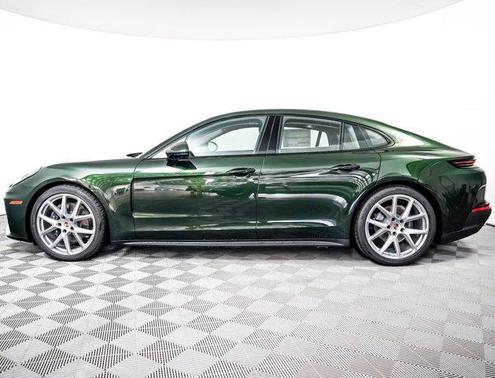 2026 Porsche Panamera RWD