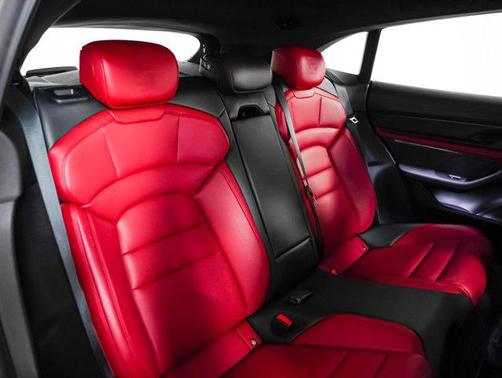 2022 Porsche Taycan Cross Turismo 4