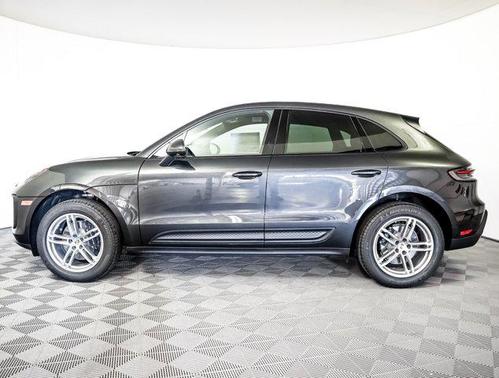 2026 Porsche Macan AWD
