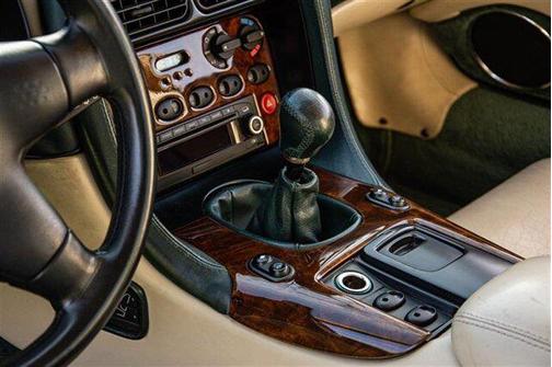 1997 Aston Martin DB7 Volante