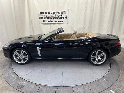 2009 Jaguar XKR Base