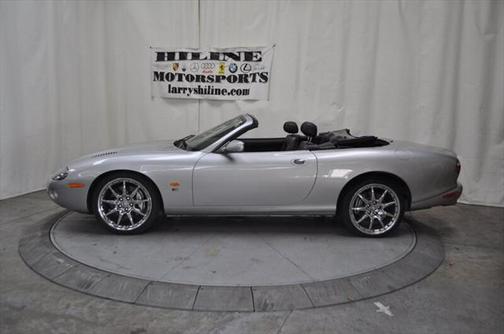 2004 Jaguar XKR Base