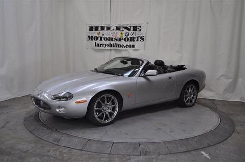 2004 Jaguar XKR Base
