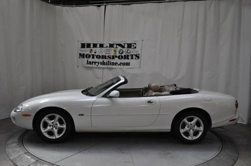 2000 Jaguar XK8 Base