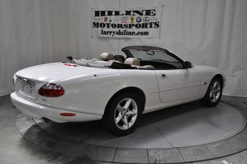 2000 Jaguar XK8 Base