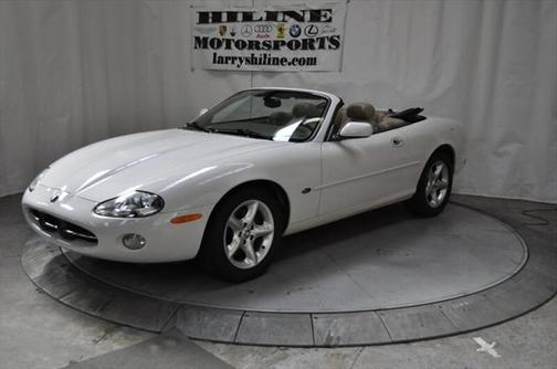 2000 Jaguar XK8 Base