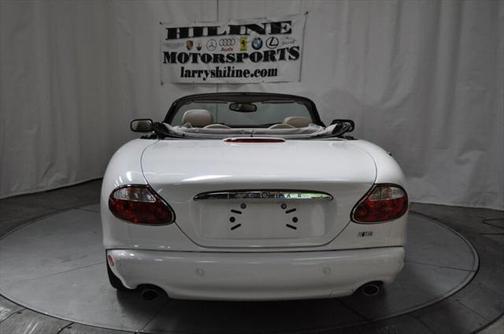 2000 Jaguar XK8 Base