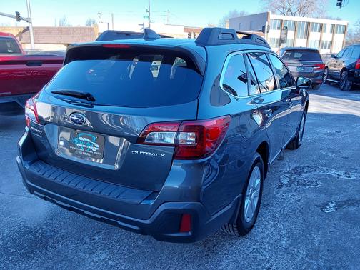 2018 Subaru Outback 2.5i Premium