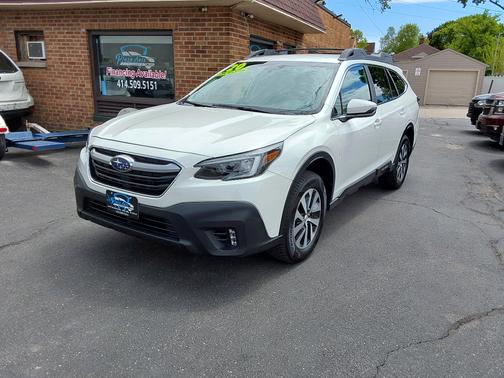 White 2020 Subaru Outback Premium