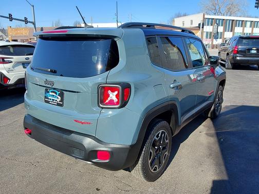 2016 Jeep Renegade Trailhawk