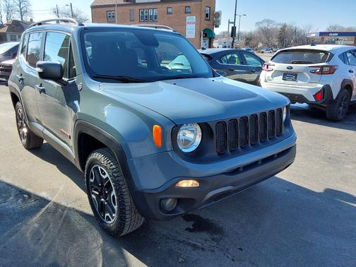2016 Jeep Renegade Trailhawk
