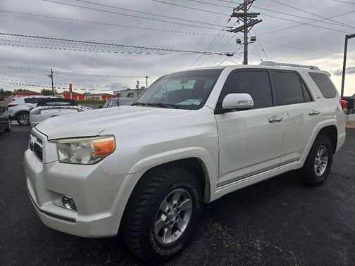 White 2010 Toyota 4Runner SR5