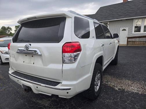 White 2010 Toyota 4Runner SR5
