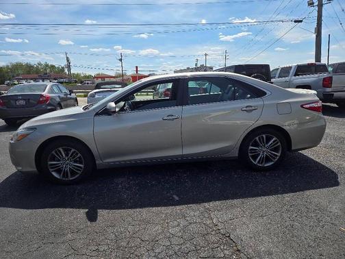 2015 Toyota Camry SE
