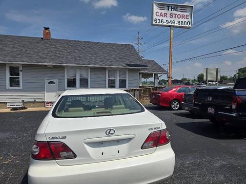 Crystal White 2003 Lexus ES 300