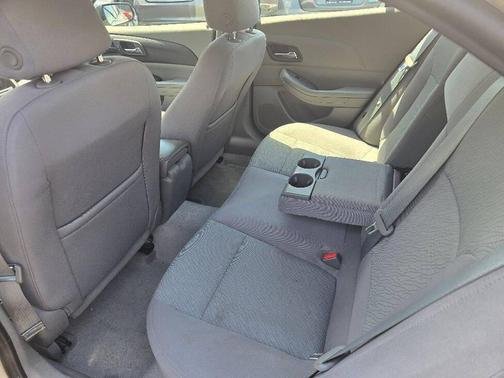 Champagne Silver 2013 Chevrolet Malibu 1LS