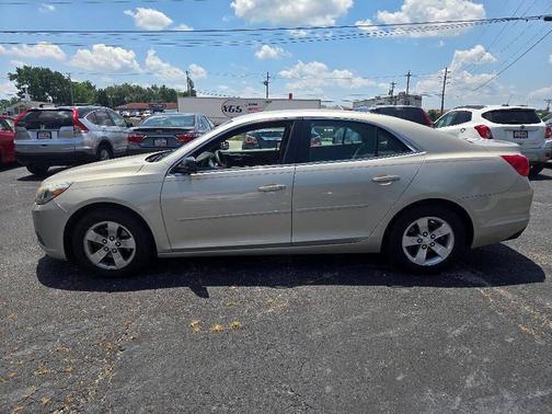 Champagne Silver 2013 Chevrolet Malibu 1LS