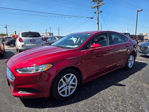Ruby Red Metallic Tinted Clearcoat 2014 Ford Fusion SE