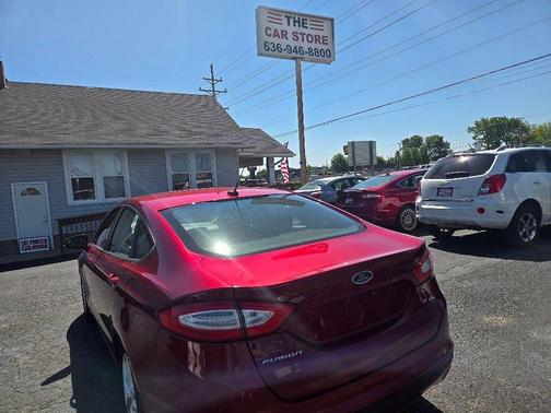 Ruby Red Metallic Tinted Clearcoat 2014 Ford Fusion SE