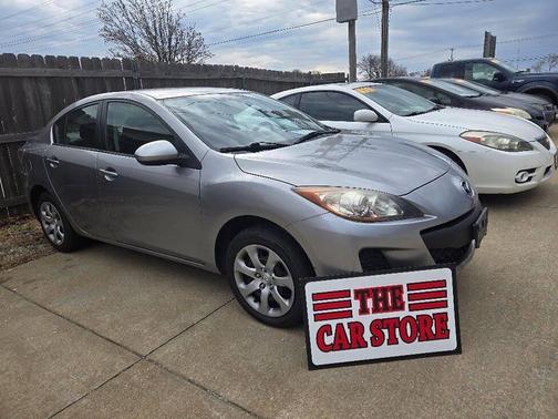 Liquid Silver Metallic 2013 Mazda Mazda3 i SV