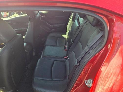 Soul Red Metallic 2018 Mazda Mazda3 Grand Touring